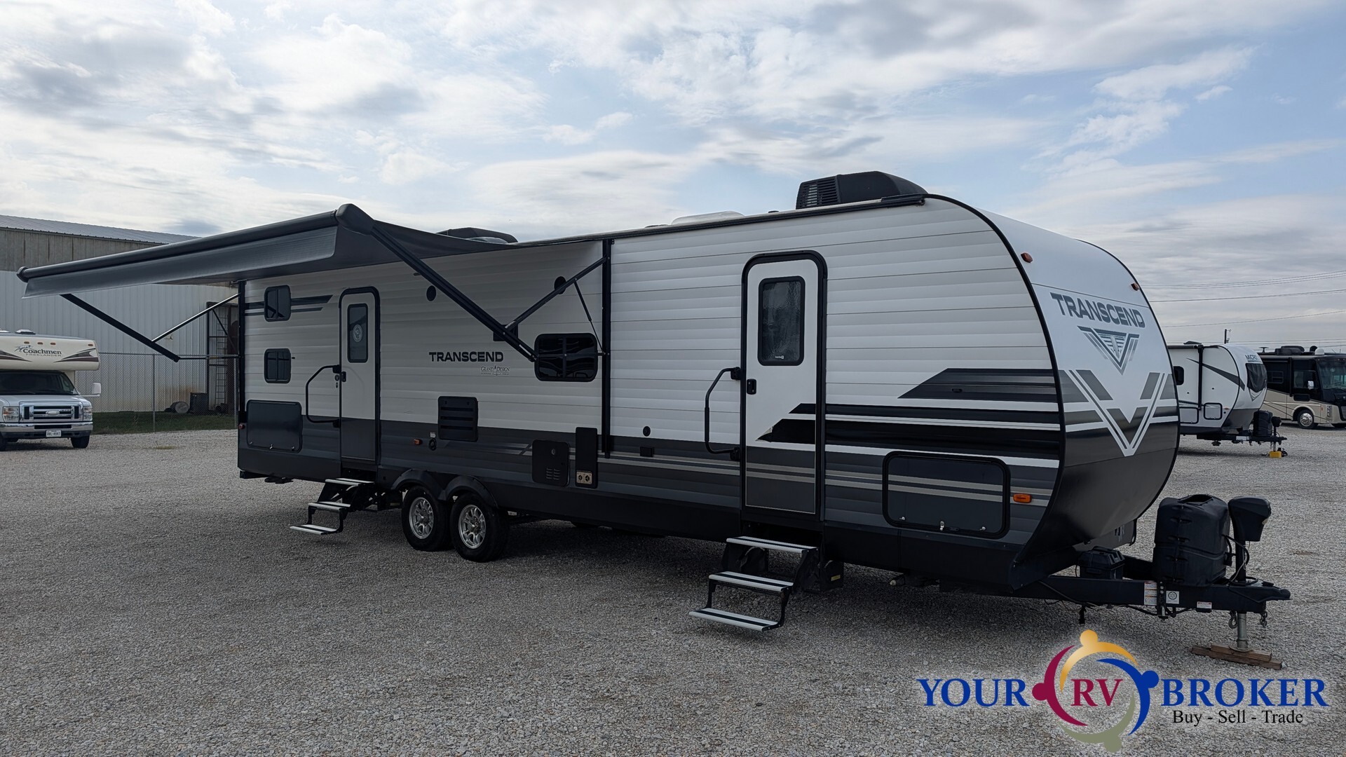 2021 Grand Design TRANSCEND 32BHS in justin TX