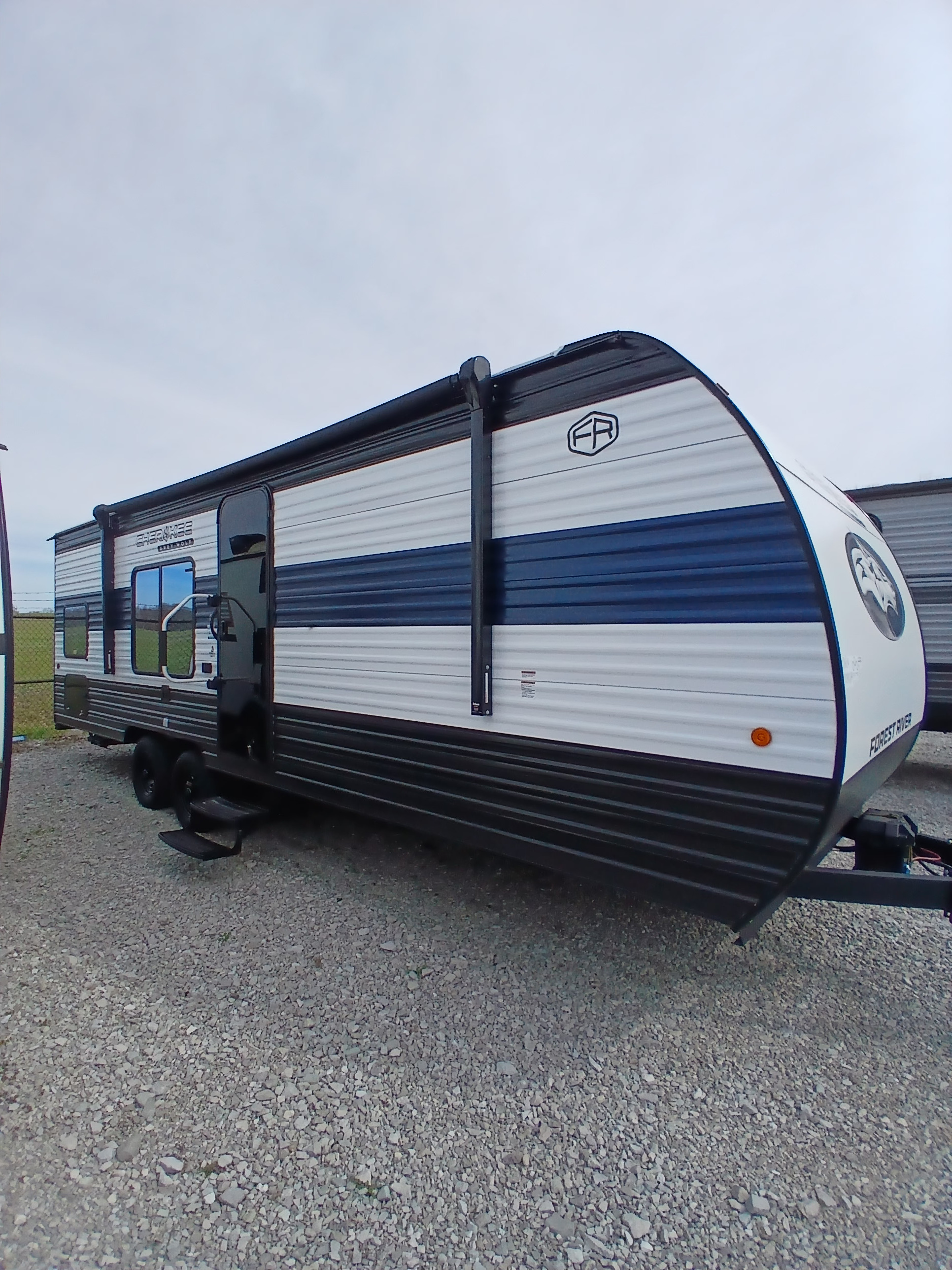 2026 Forest River CHEROKEE WOLF DEN 26EV RV