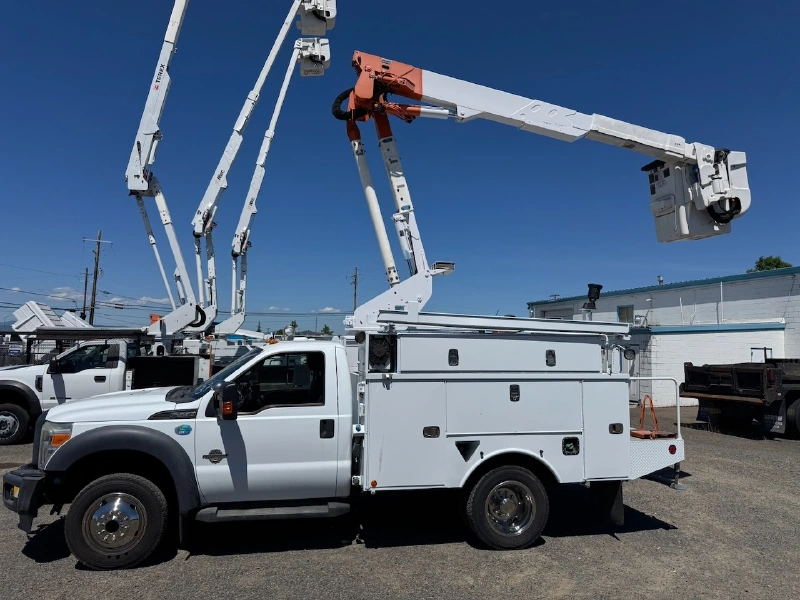 2013 FORD F550