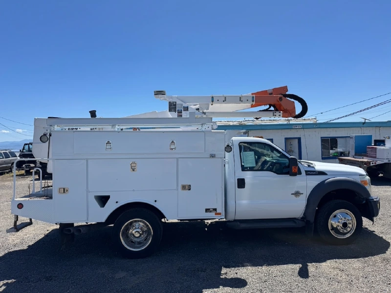 2013 FORD F550