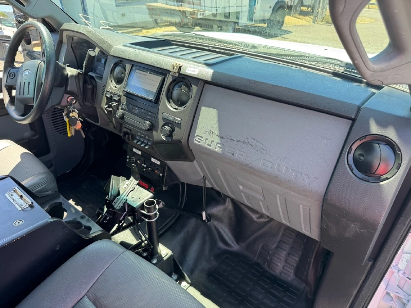 2013 FORD F550