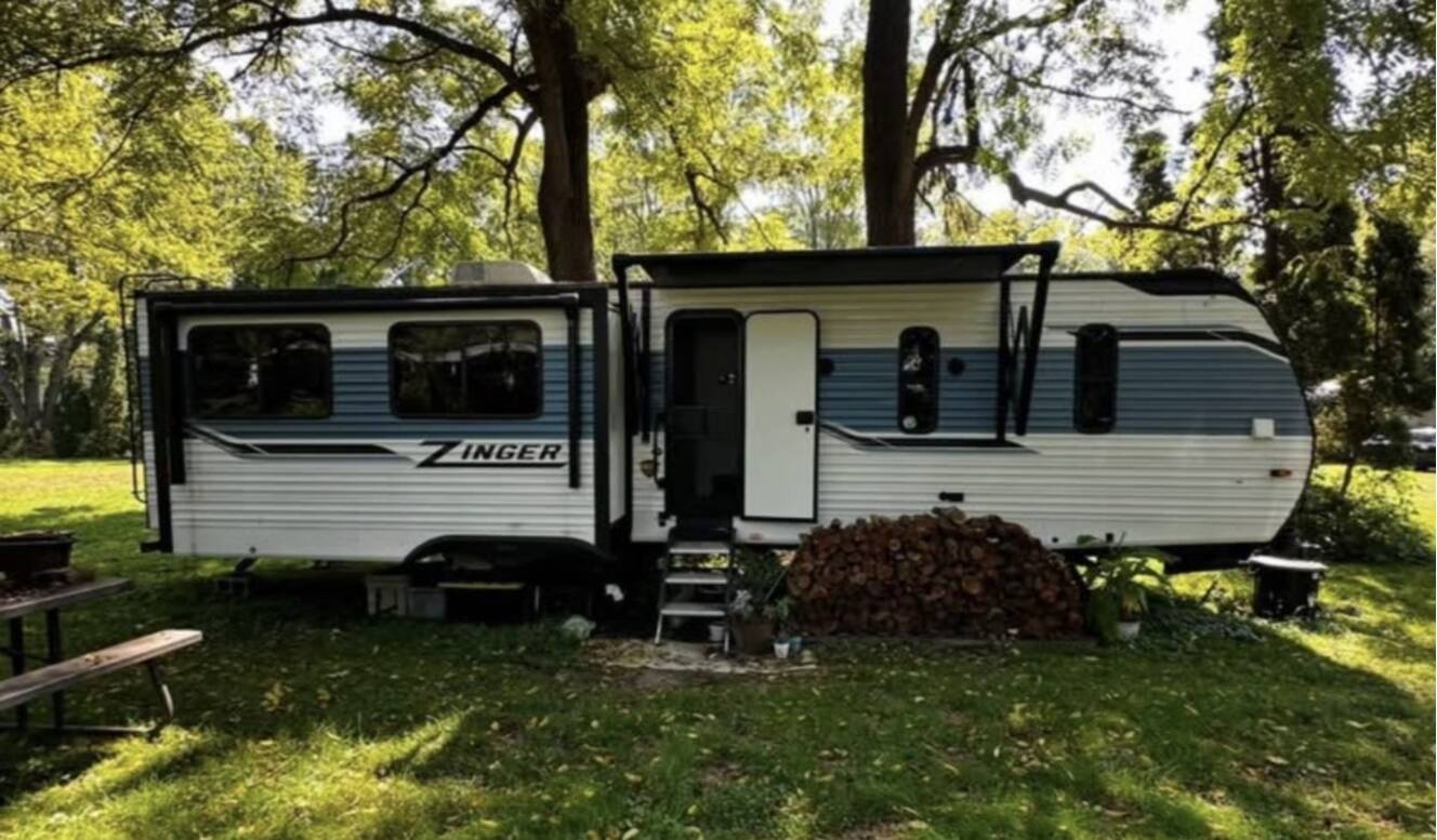 A photo of this 2024 Crossroads ZINGER ZR340RE