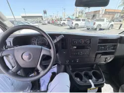 2026 GMC SAVANA 2500 V8 GAS