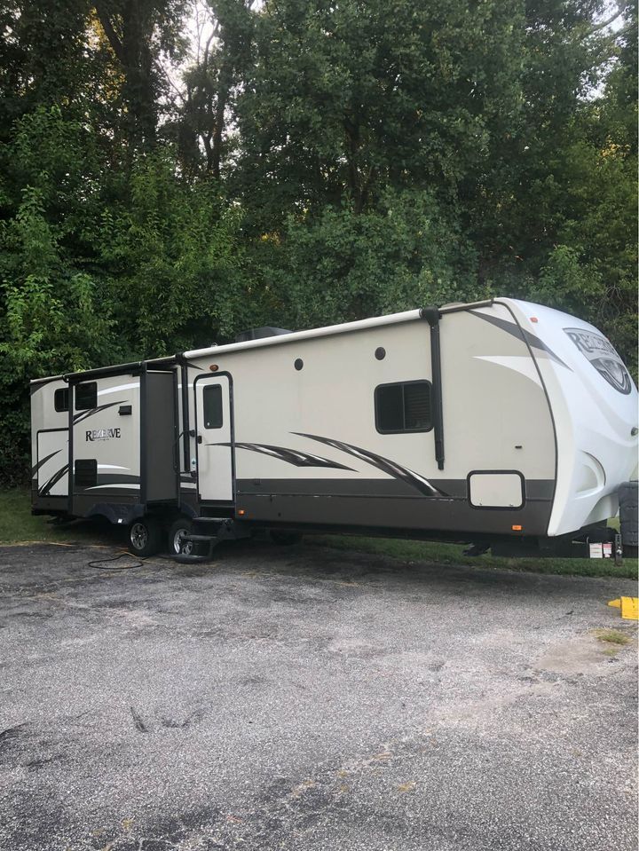2015 Crossroads REZERVE RTZ33BH RV