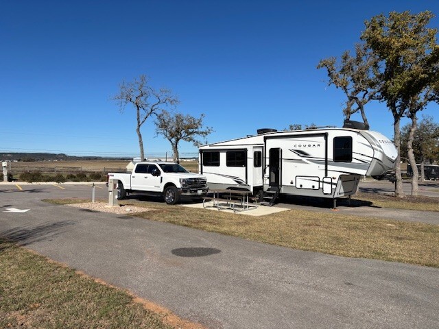2024 Keystone COUGAR HALF-TON 29RLISE RV