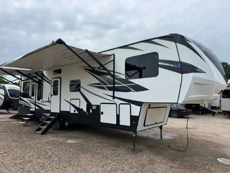 2019 DUTCHMEN VOLTAGE 3705