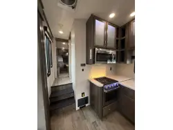 2019 DUTCHMEN VOLTAGE 3705