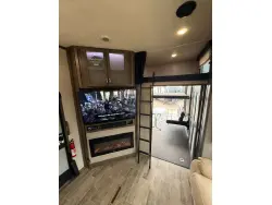 2019 DUTCHMEN VOLTAGE 3705