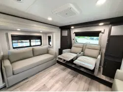 2026 Keystone Alpine 3710FL