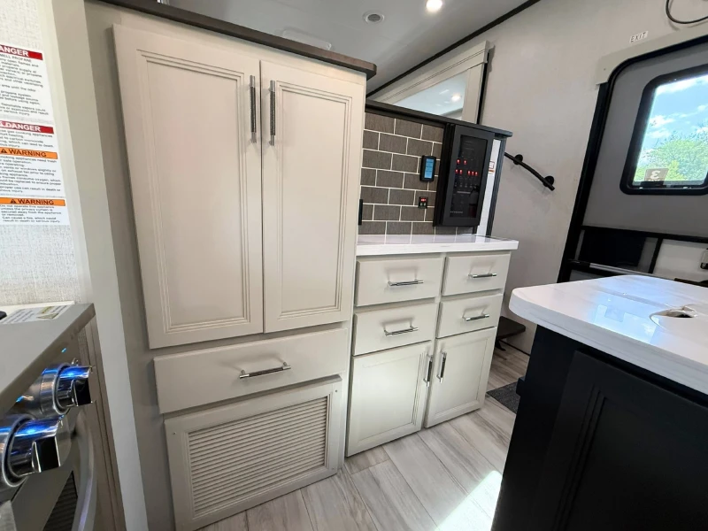 2026 Keystone Alpine 3710FL