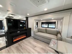 2026 Keystone Alpine 3710FL