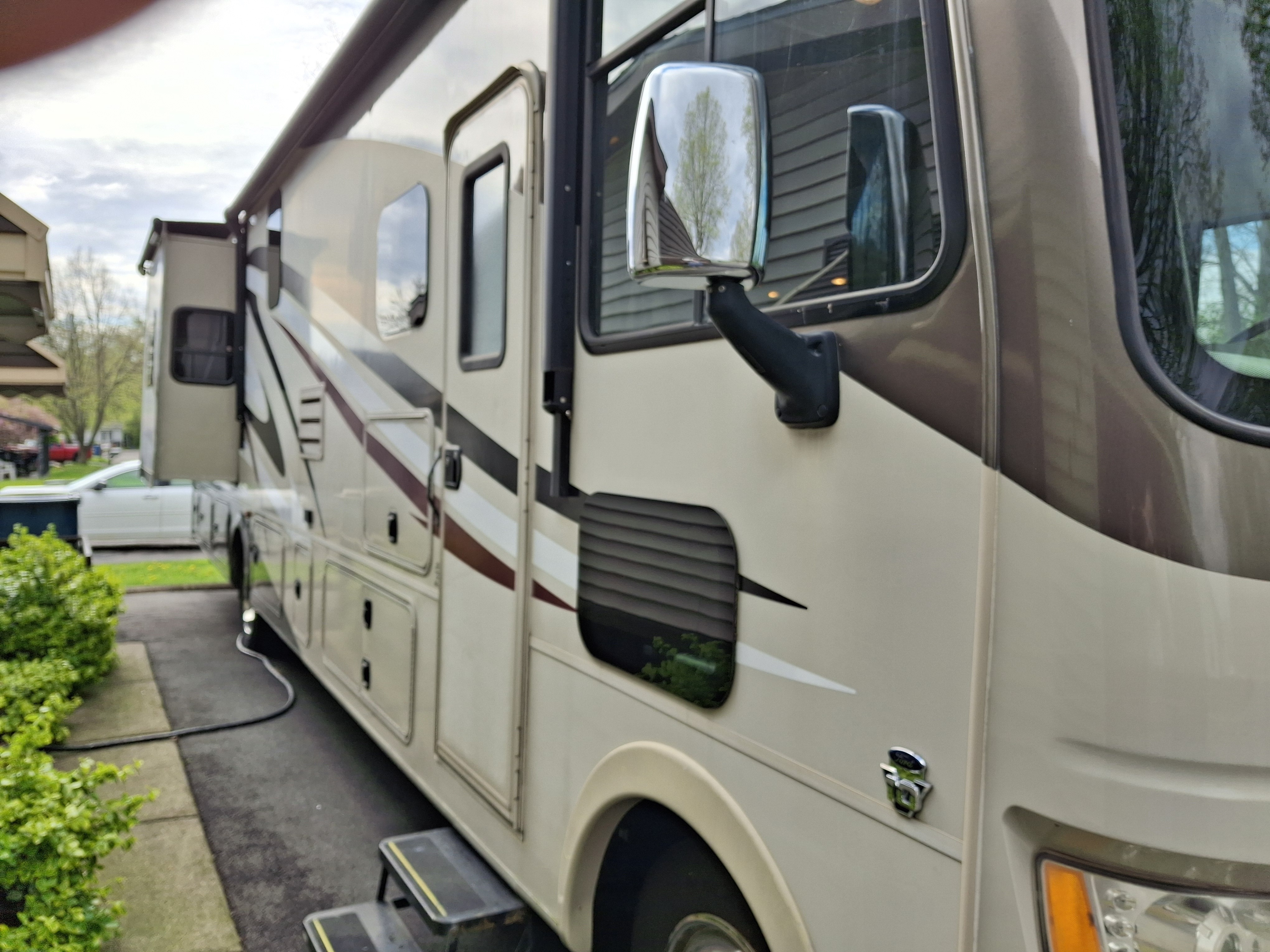 2014 Coachmen MIRADA 35LS in niagara falls NY