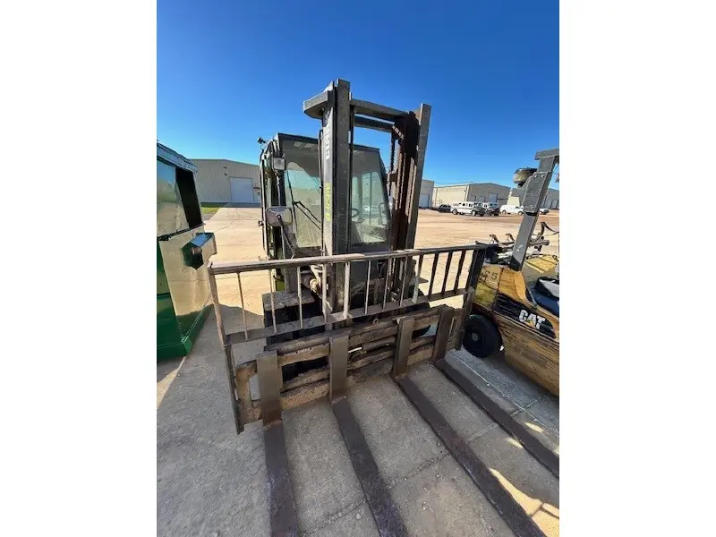 CLARK C40D