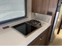 2021 WINNEBAGO NAVION 24D