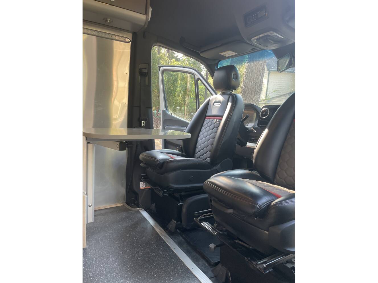 A photo of this 2022 Airstream INTERSTATE 24X