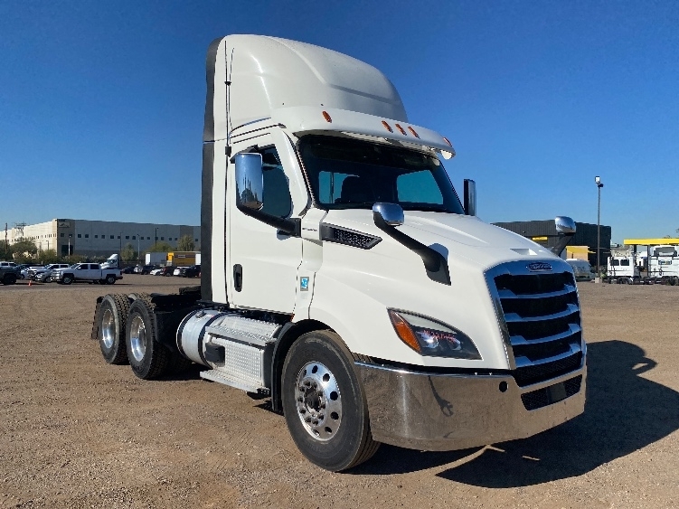 2021 FREIGHTLINER CASCADIA 116 in Phoenix, AZ