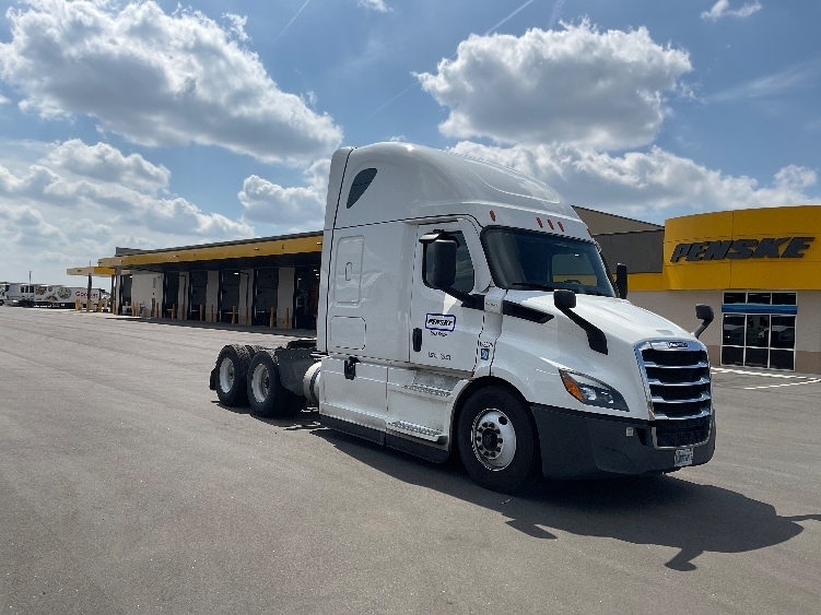 2023 FREIGHTLINER CASCADIA 116 in Clarksville, TN