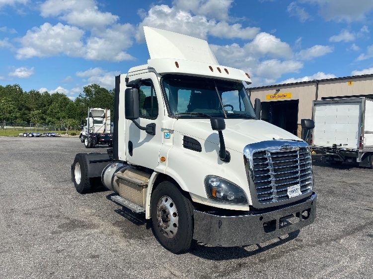 2017 FREIGHTLINER CASCADIA 113 in Anderson, SC