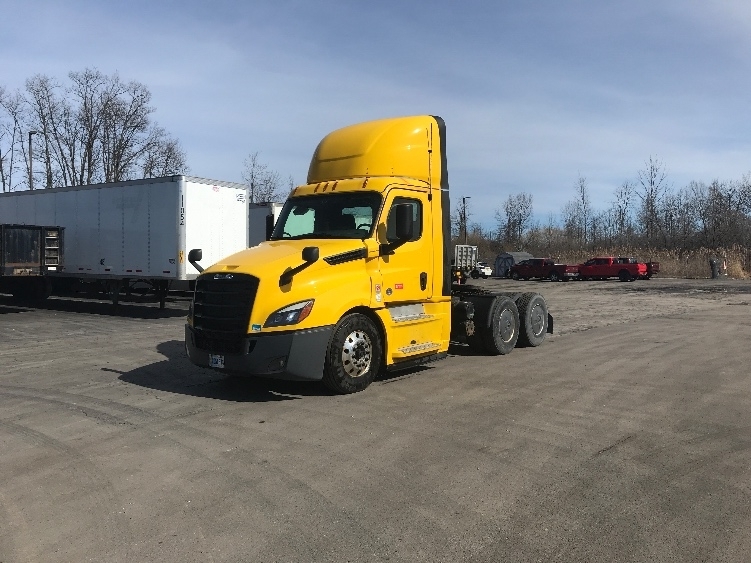 2020 FREIGHTLINER CASCADIA 126 in Whitesboro, NY