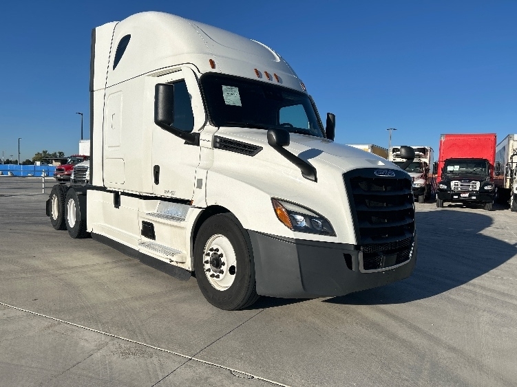 2021 FREIGHTLINER CASCADIA 126 in Denver, CO