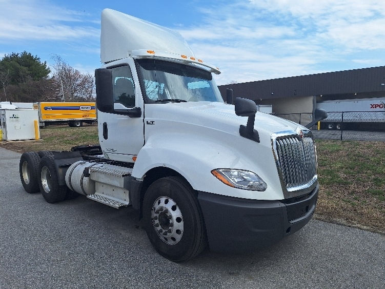 2020 INTERNATIONAL LT625 in Londonderry, NH