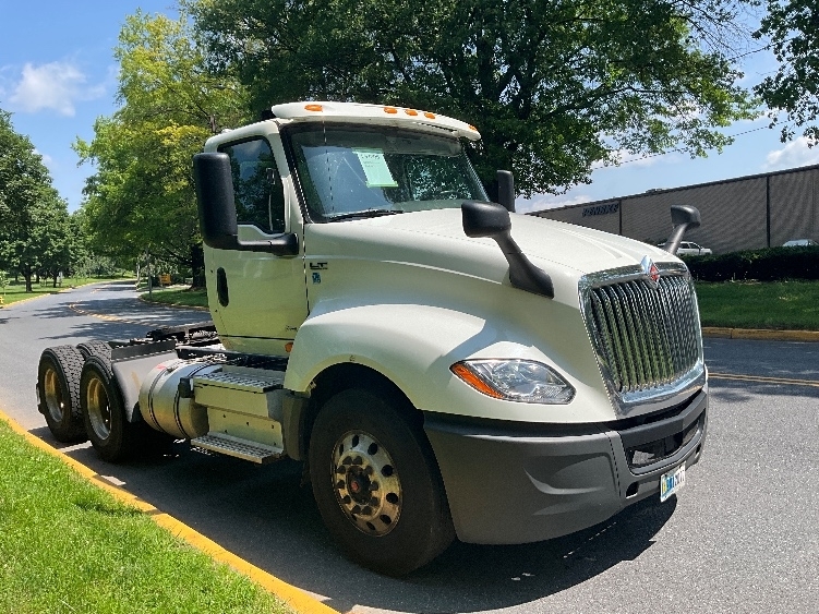 2020 INTERNATIONAL LT625 in Allentown, PA