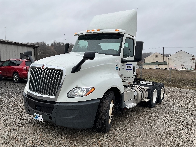 2019 INTERNATIONAL LT625 in Morgantown, WV
