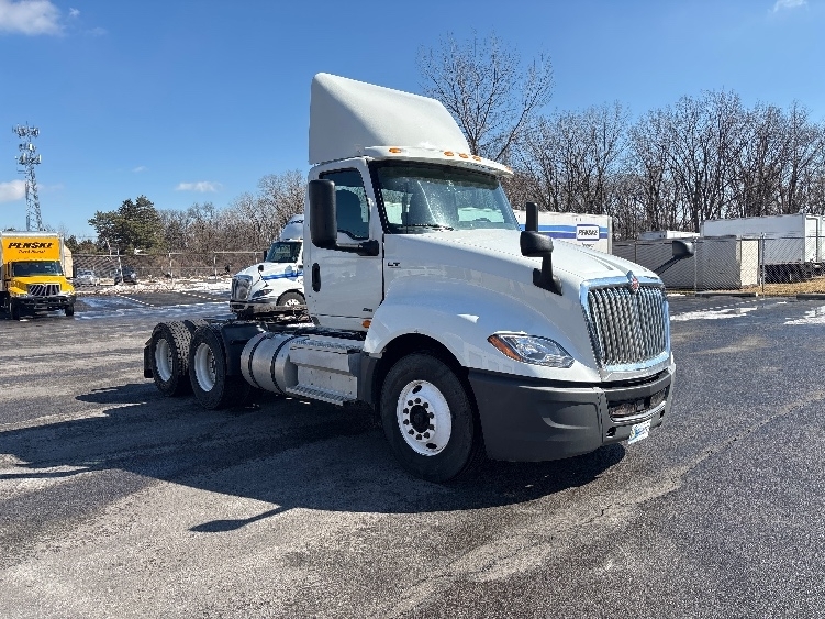 2019 INTERNATIONAL LT625 in Toledo, OH