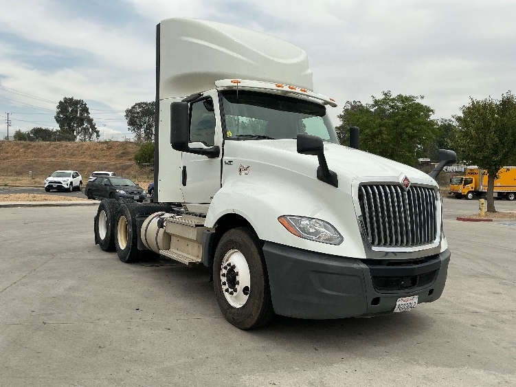 2020 INTERNATIONAL LT625 in Fontana, CA