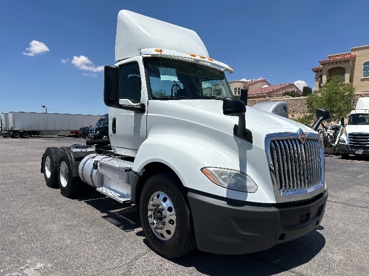 2019 INTERNATIONAL LT625 in Albuquerque, NM