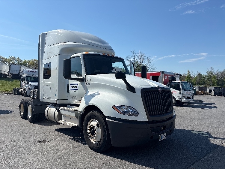 2022 INTERNATIONAL LT625 in Montgomery, NY