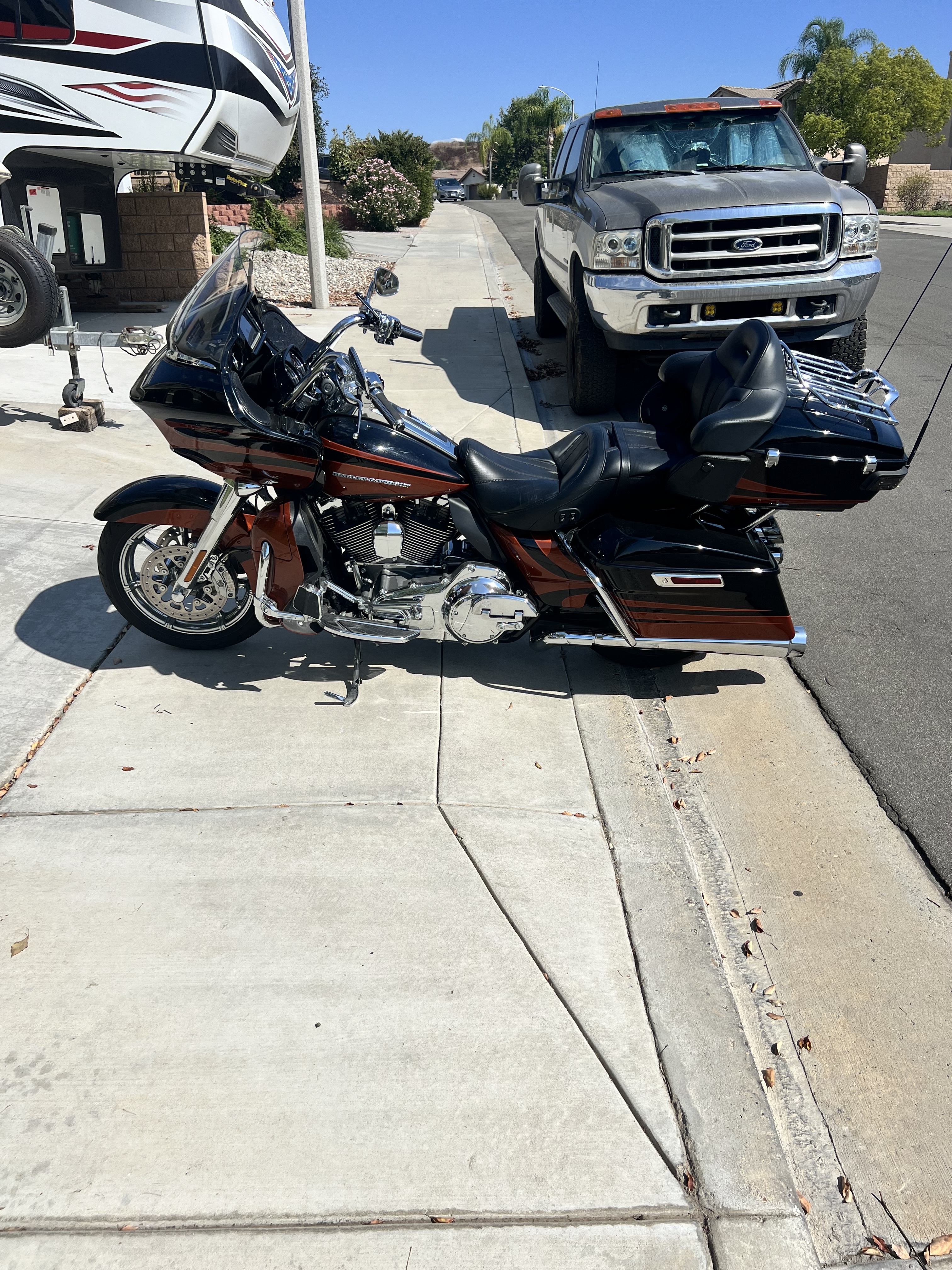 2015 Harley-Davidson ROAD GLIDE® CUSTOM BASE BASE in Winchester, CA