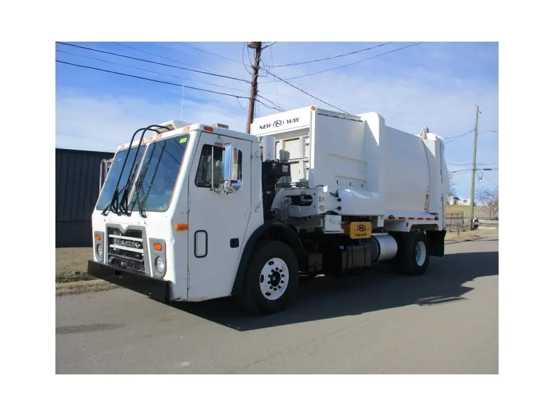 2014 MACK 600