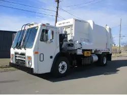 2014 MACK 600