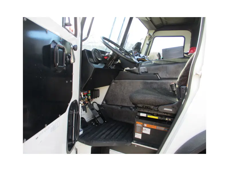 2014 MACK 600