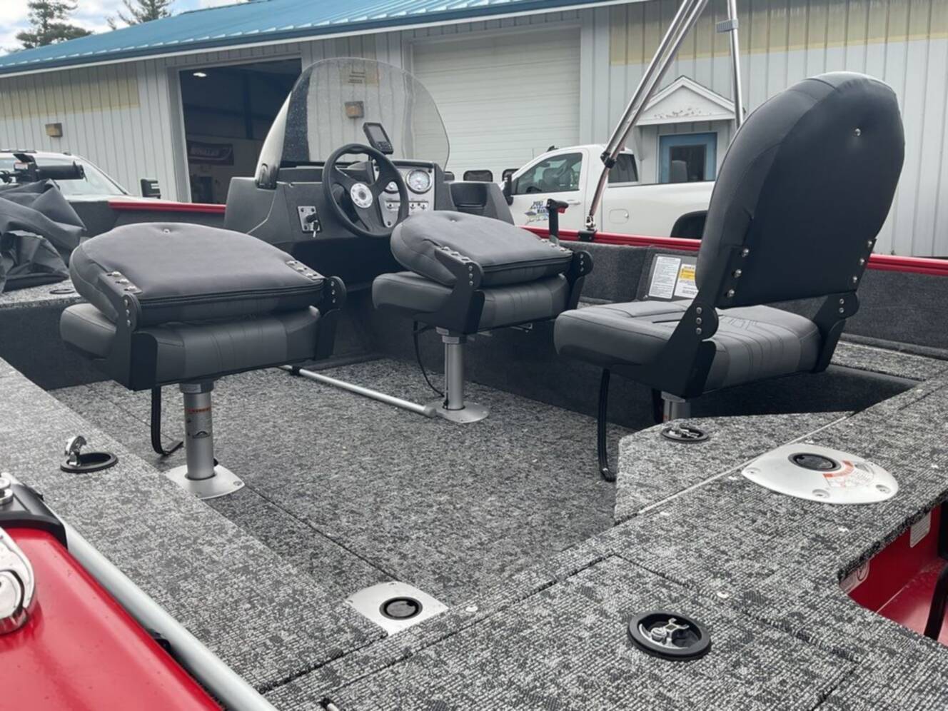 A photo of this 2026 Tracker® Boats PG V16 SC