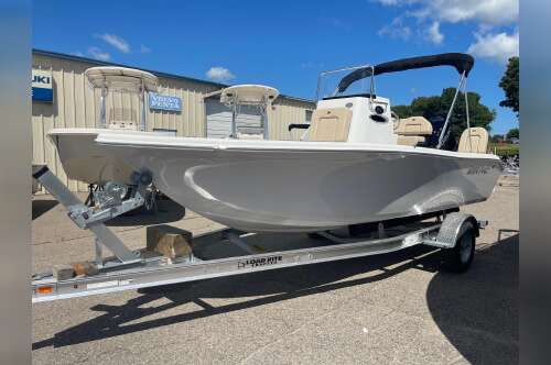 2024 Sea Pro 202 Center Console 202CC in wareham MA