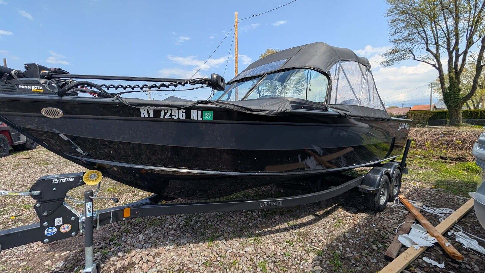 2024 Lund Fisherman 2075 Fisherman in sodus point NY