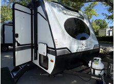 2027 Coachmen RV Remote 12R Review image