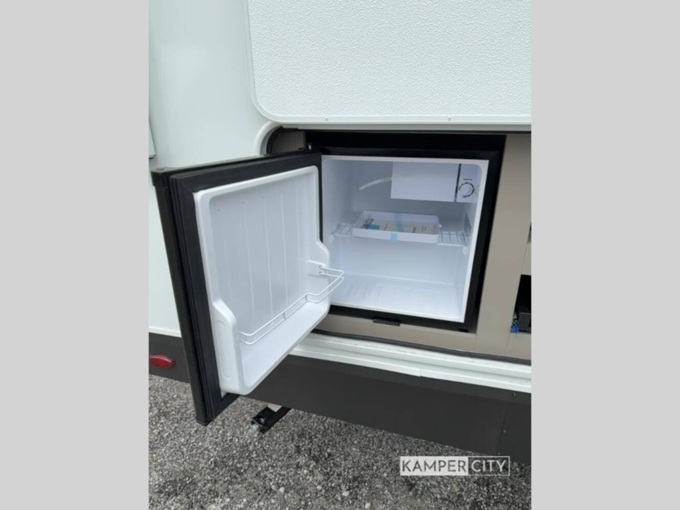 A photo of this 2026 Kz Connect SE C301BHKSE