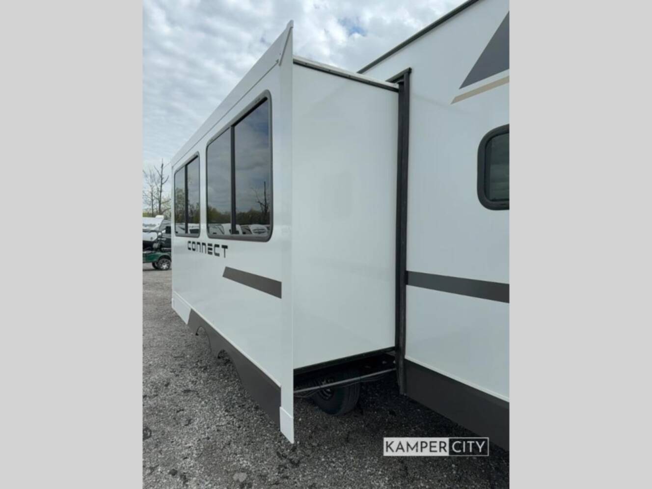 A photo of this 2026 Kz Connect SE C301BHKSE