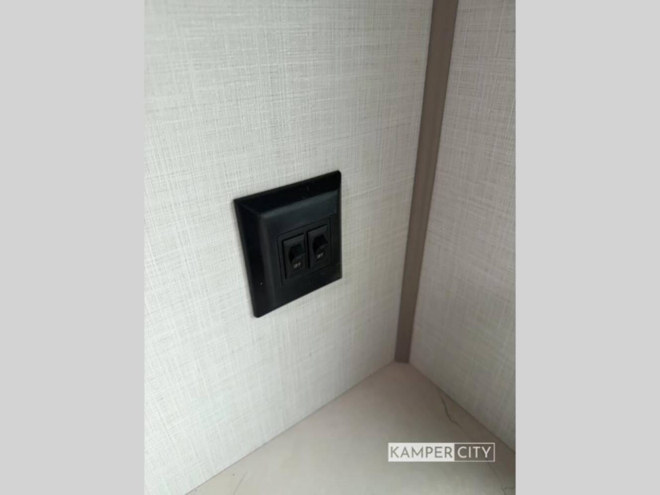 A photo of this 2026 Kz Connect SE C301BHKSE