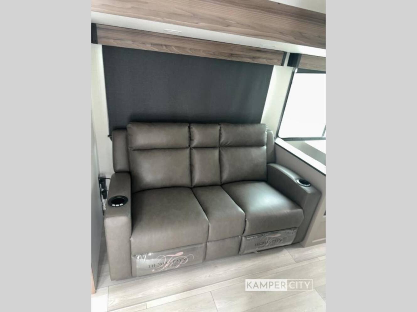 A photo of this 2026 Kz Connect SE C301BHKSE
