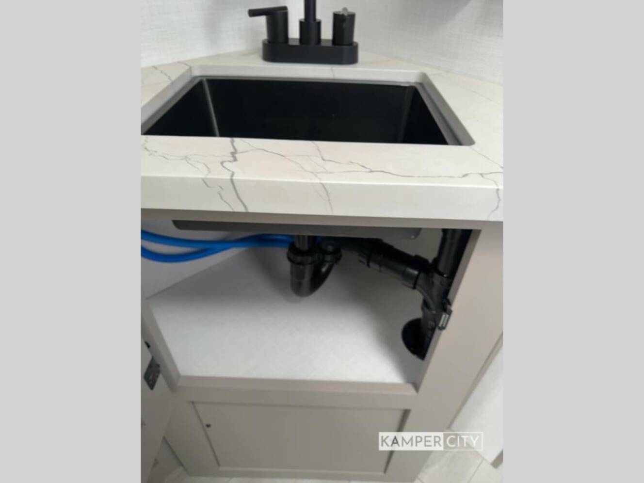 A photo of this 2026 Kz Connect SE C301BHKSE