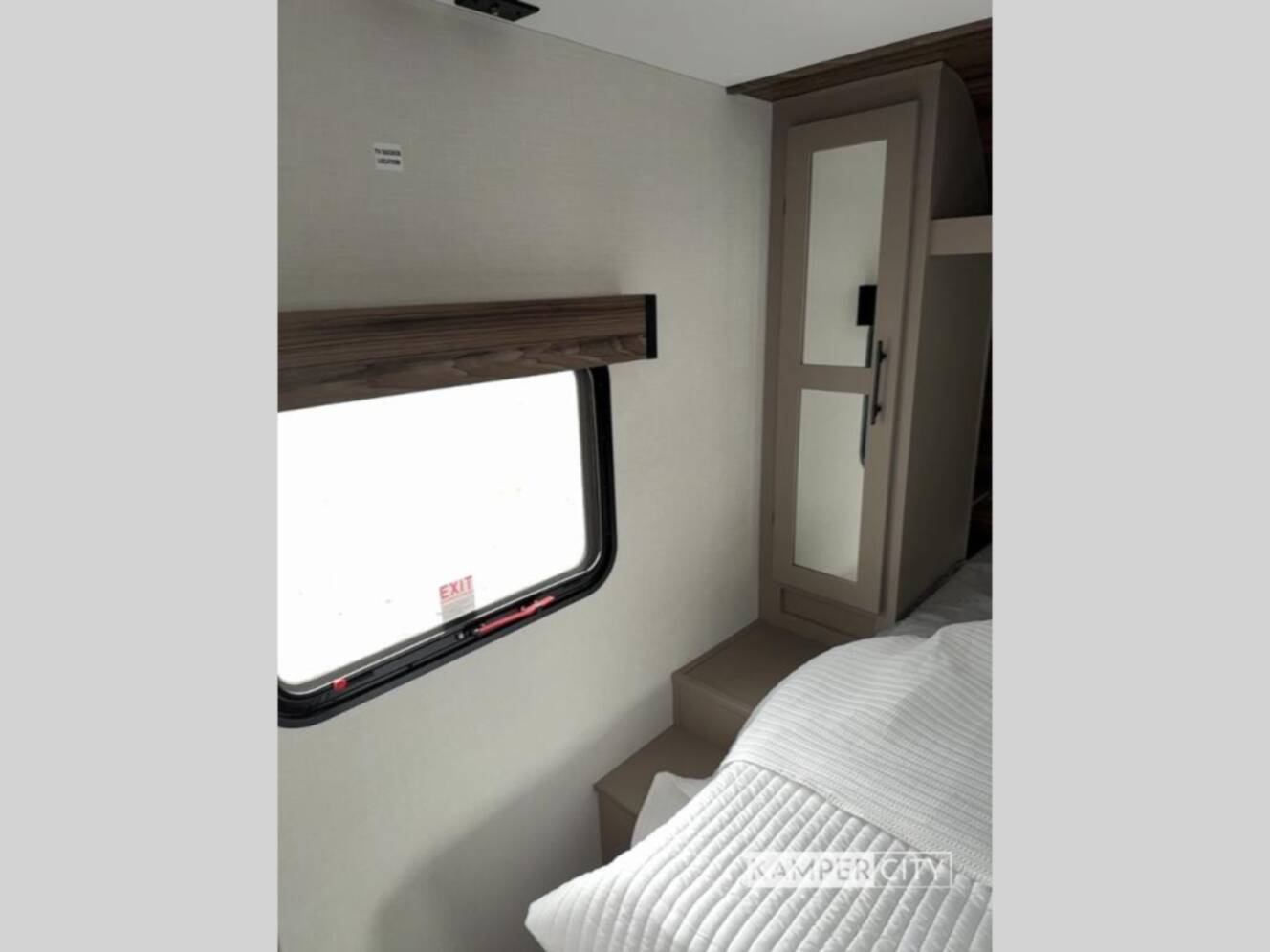 A photo of this 2026 Kz Connect SE C301BHKSE