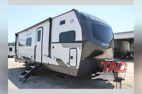 2026 Forest River Rv Rockwood Signature 8263MBR in moyock NC