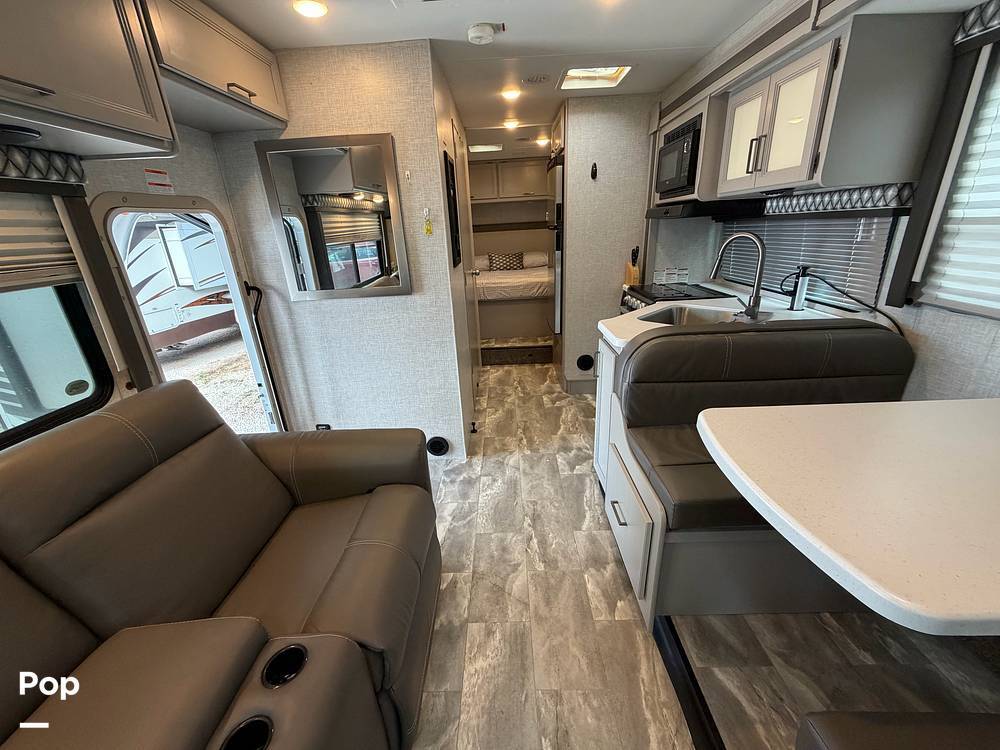 2023 Thor Motor Coach Quantum LC28 in waller TX