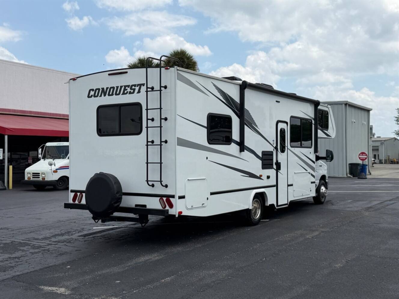 A photo of this 2024 Gulf Stream Conquest 6280