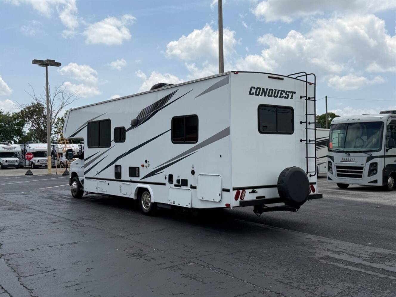 A photo of this 2024 Gulf Stream Conquest 6280