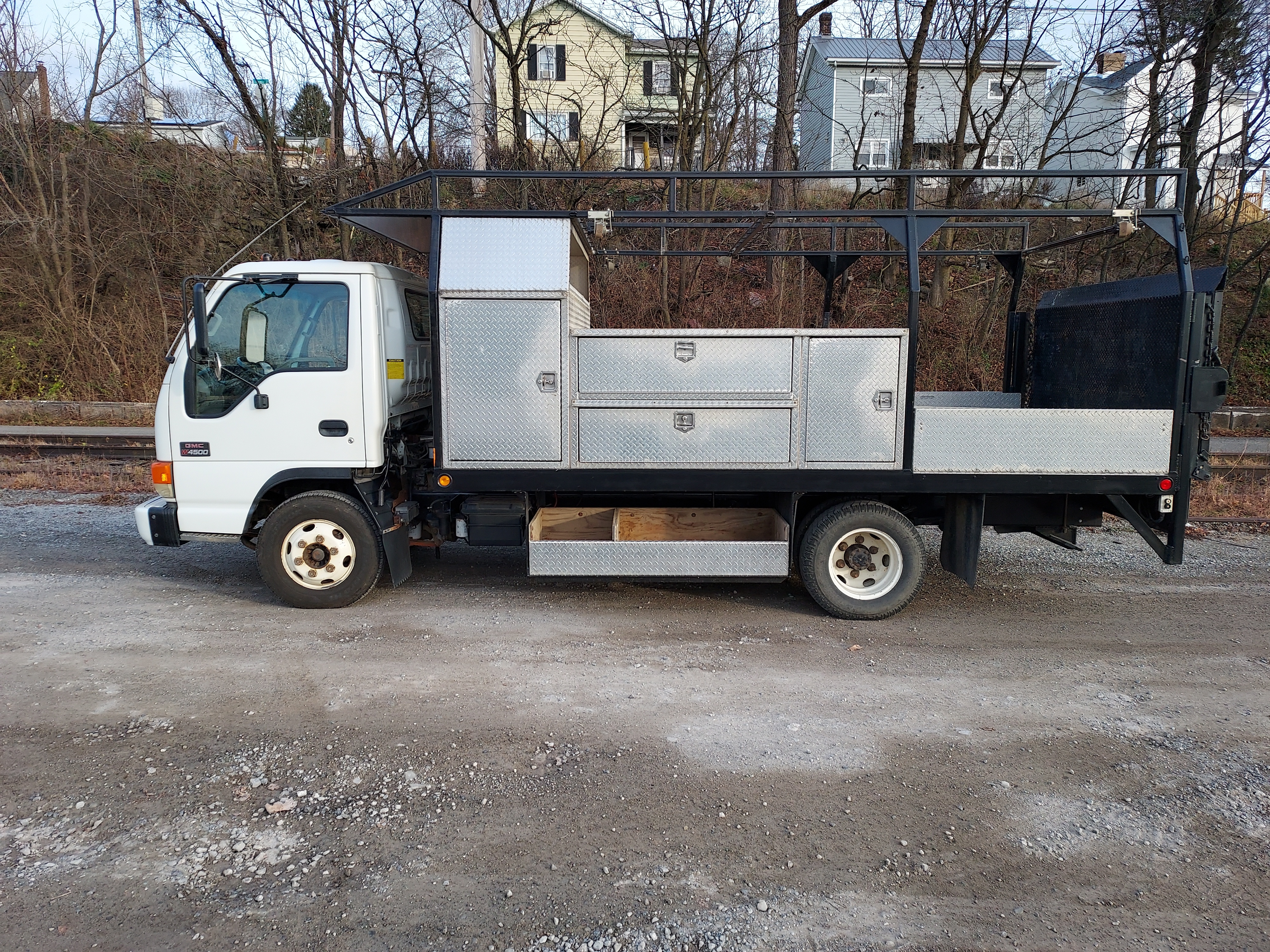 1999 GMC W4500 in Greensburg, PA